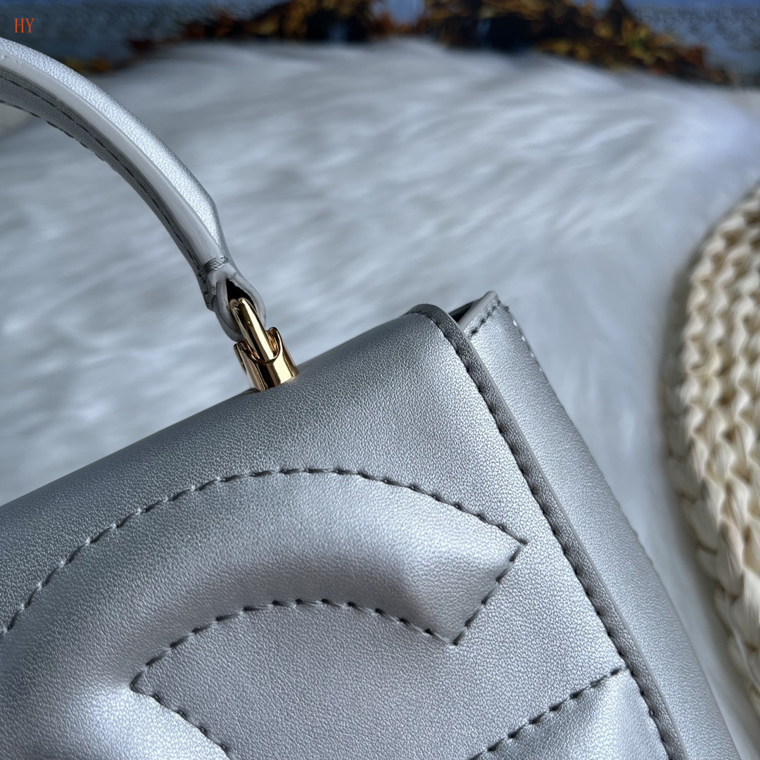 dolce & gabbana silver dg logo handbag 17.5x13.5x6.5 - Image 6