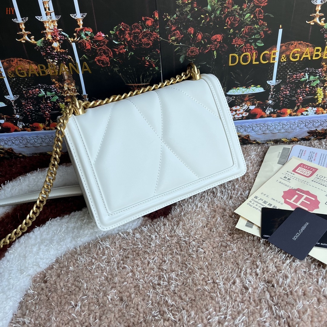 dolce & gabbana quilted white crossbody bag 21x14.5x3 cm - Image 6
