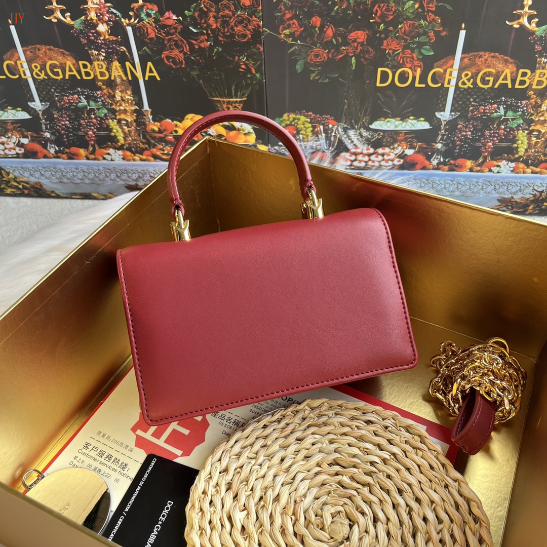 dolce & gabbana dg logo red handbag 18x10x5 - Image 6
