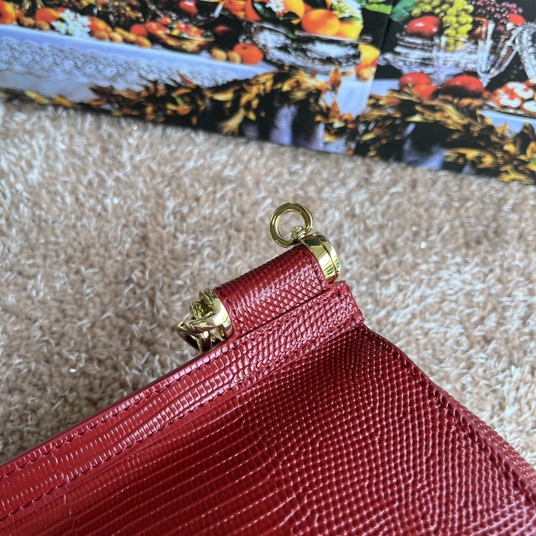 dolce & gabbana red handbag with decorative bow - 20x17x7 cm - Image 6