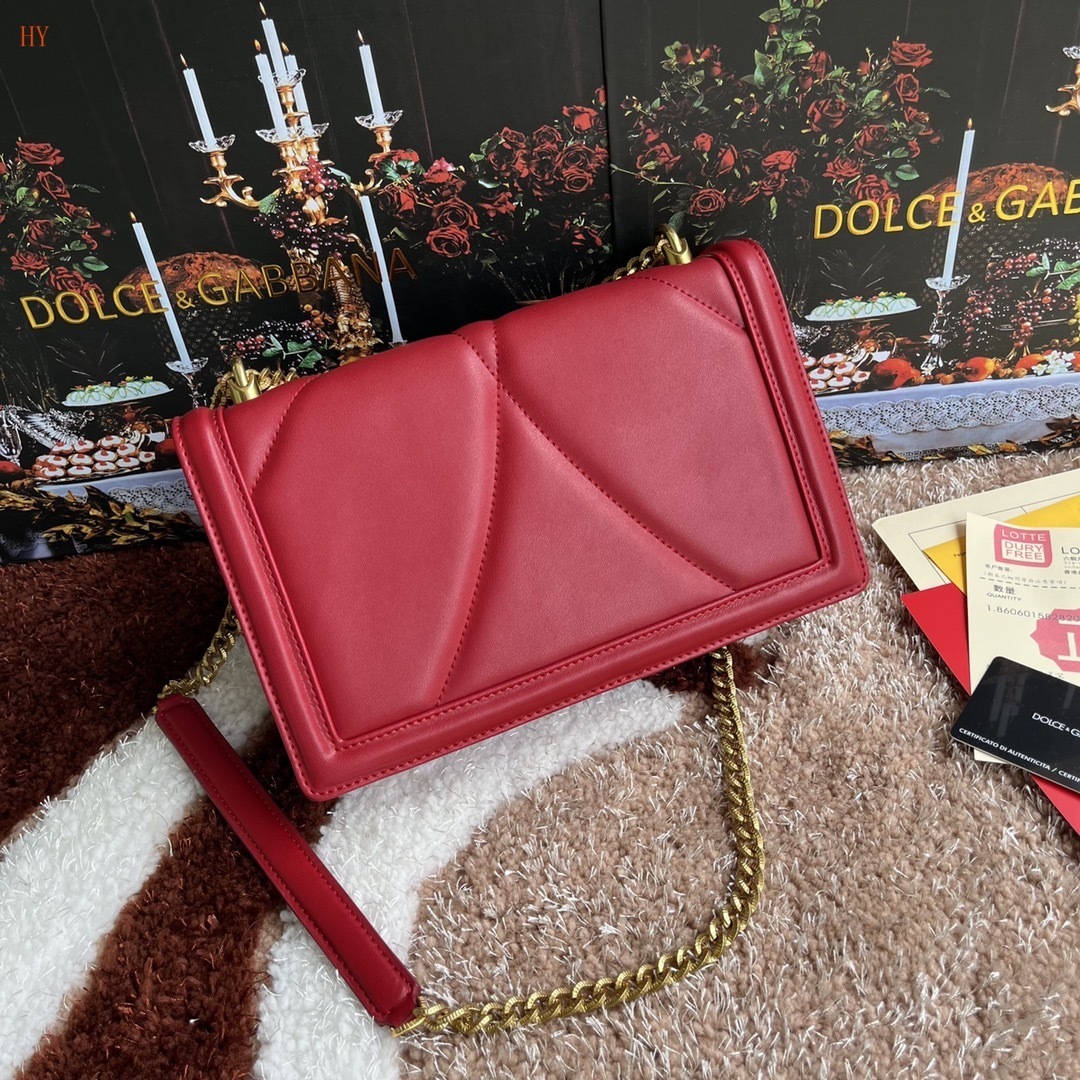 dolce & gabbana red quilted heart bag 26x18x7.5 - Image 6