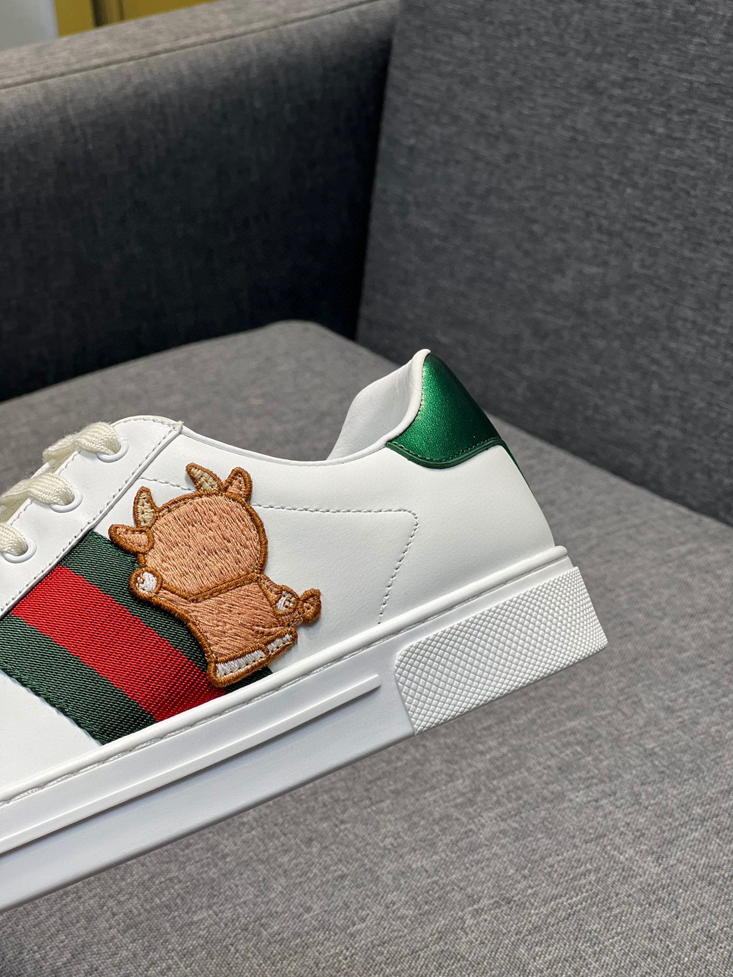 gucci g couples sneakers 35-44 with bear design - Image 6