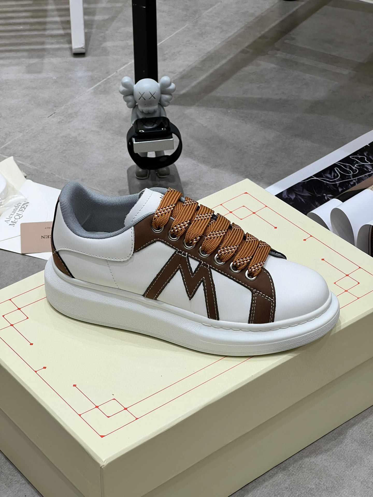 alexander mcqueen unisex sneakers size 35-44 - Image 6