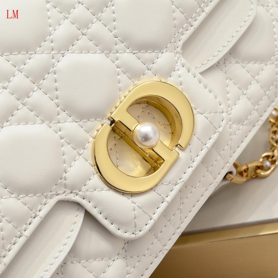 dior quilted white handbag 22x14x8 - Image 6