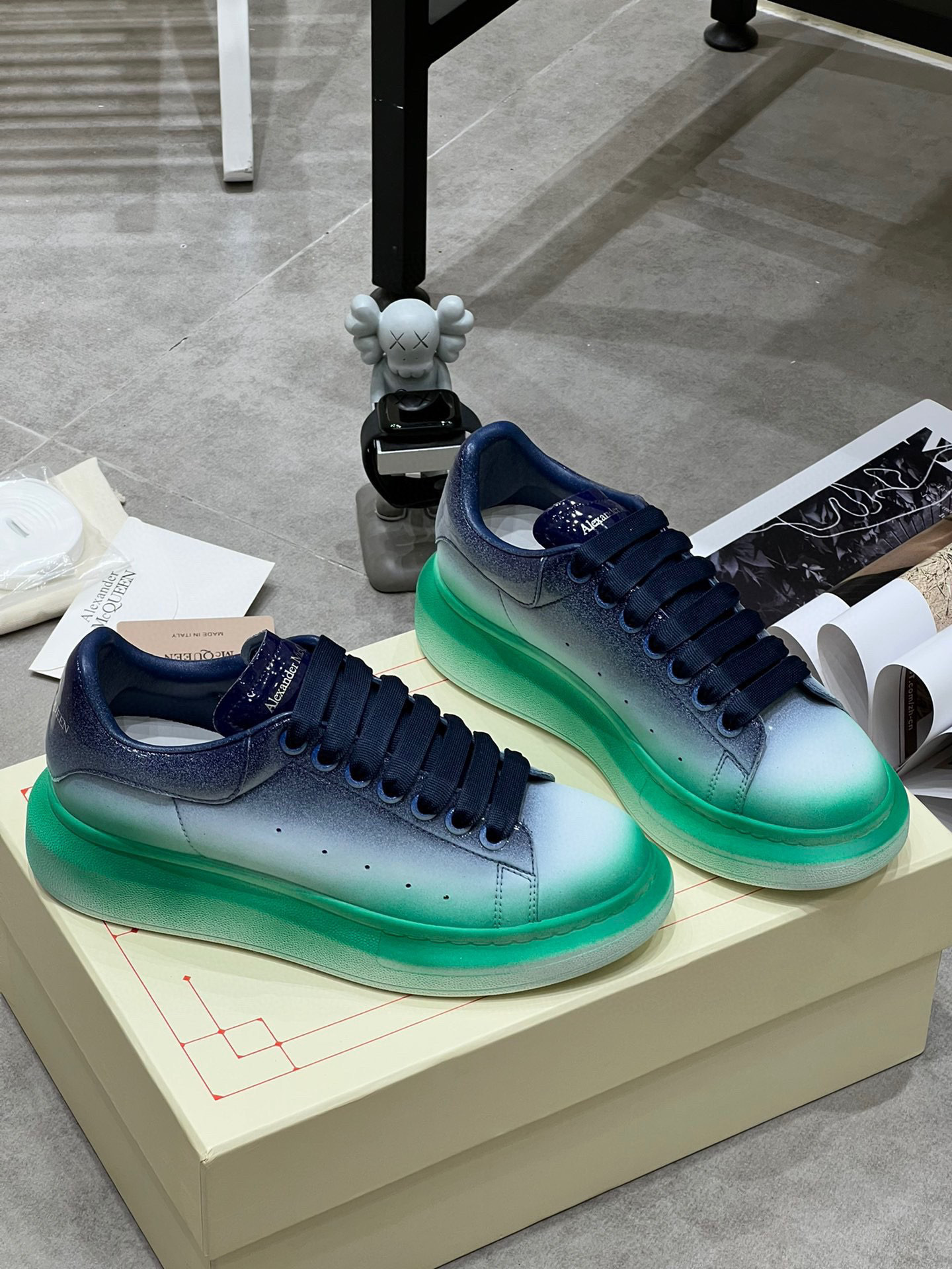 alexander mcqueen unisex sneakers 8061320, size 35-44 - Image 6