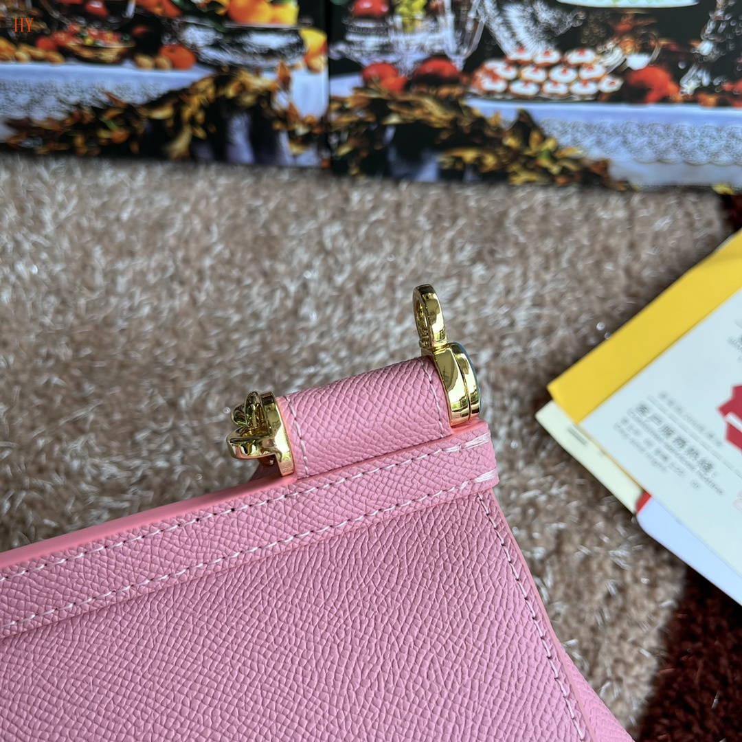 dolce & gabbana pink handbag 20*17*7 cm - model 532003 - Image 6