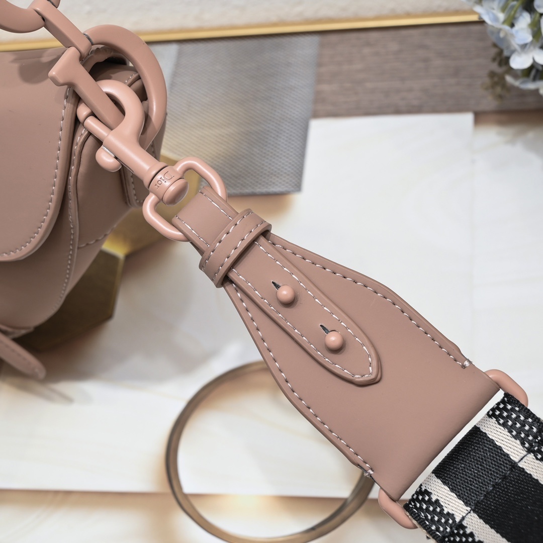 dior saddle bag - 25.5 x 20 x 6.5 cm - elegant beige - Image 6