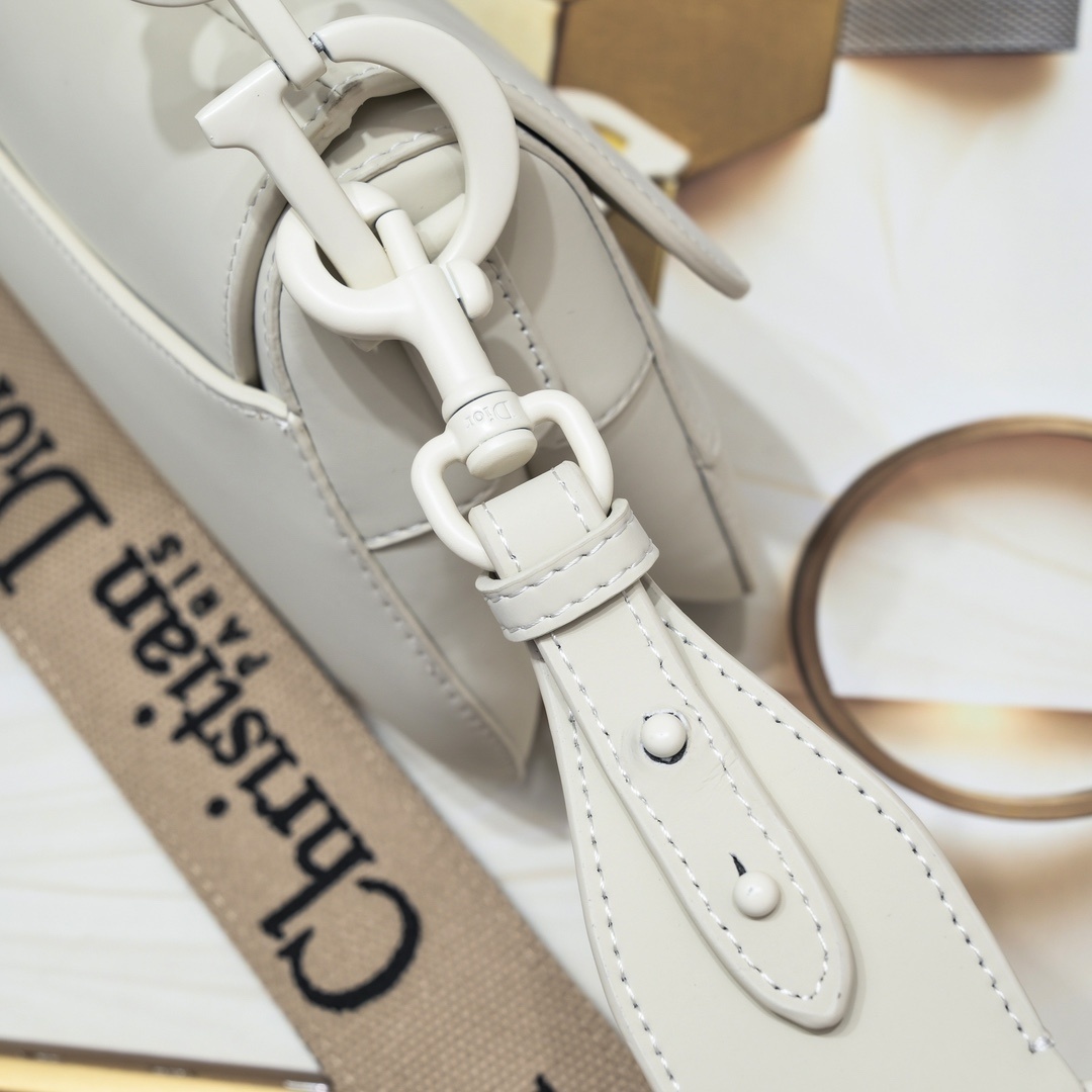 dior saddle bag in light beige - 25.5x20x6.5 cm - Image 6