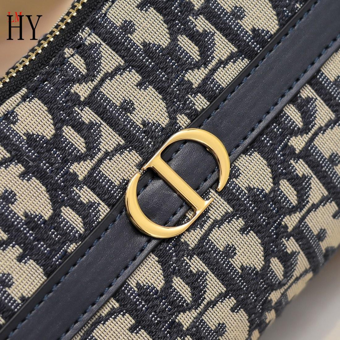 dior 23*13*6 monogram shoulder bag - Image 6