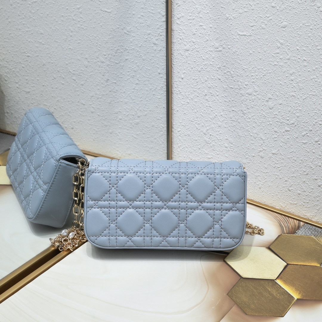dior blue quilted leather crossbody bag - 18.5x10x4 cm - Image 6