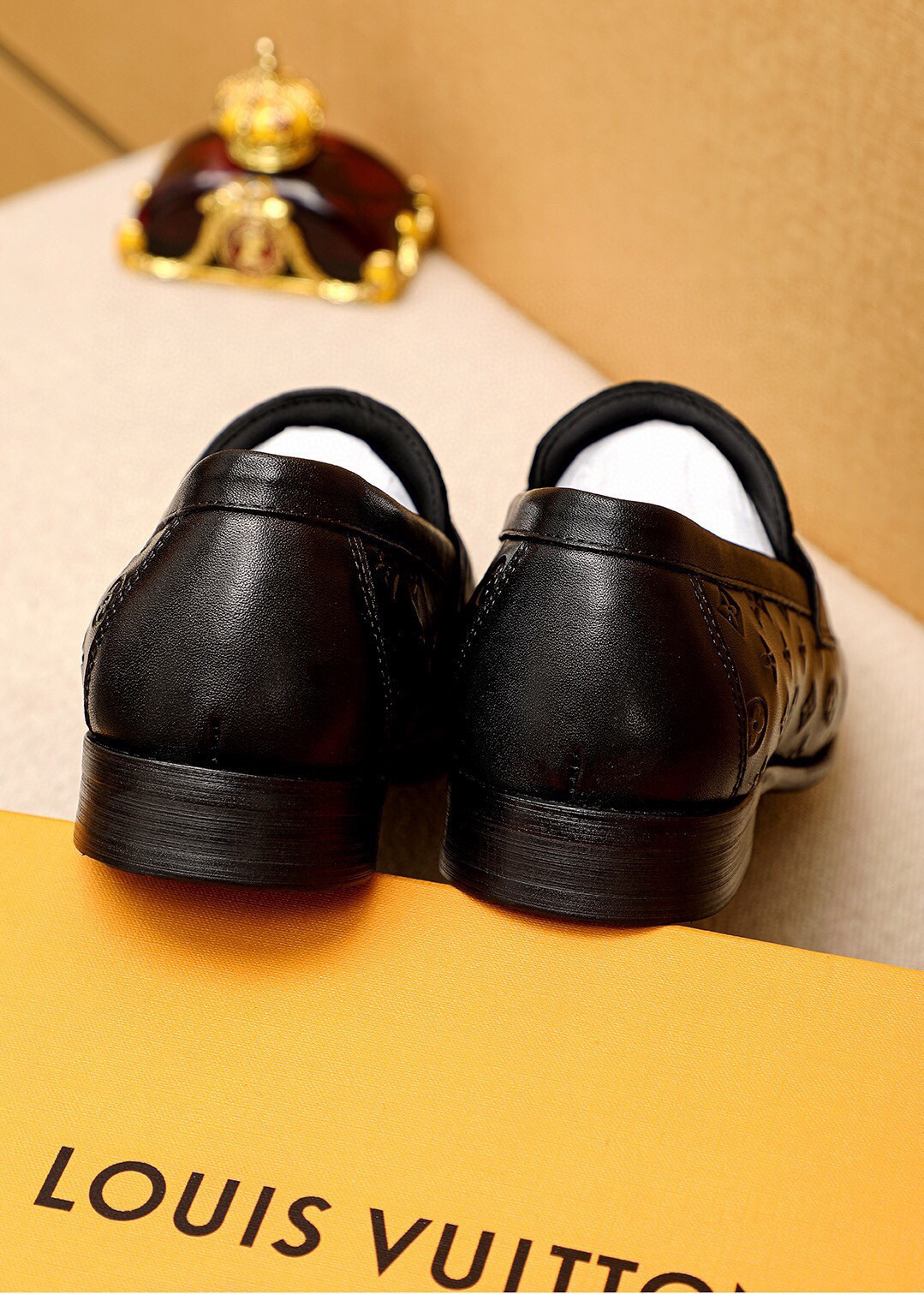 louis vuitton black leather loafers size 38-44 - Image 6