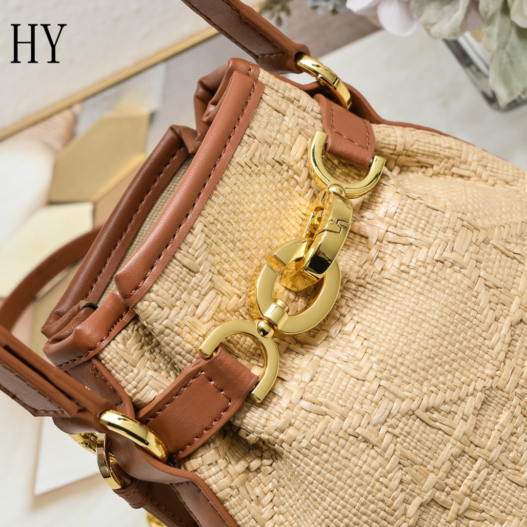 dior mini bucket bag 17x7x18 cm - beige & brown - Image 6