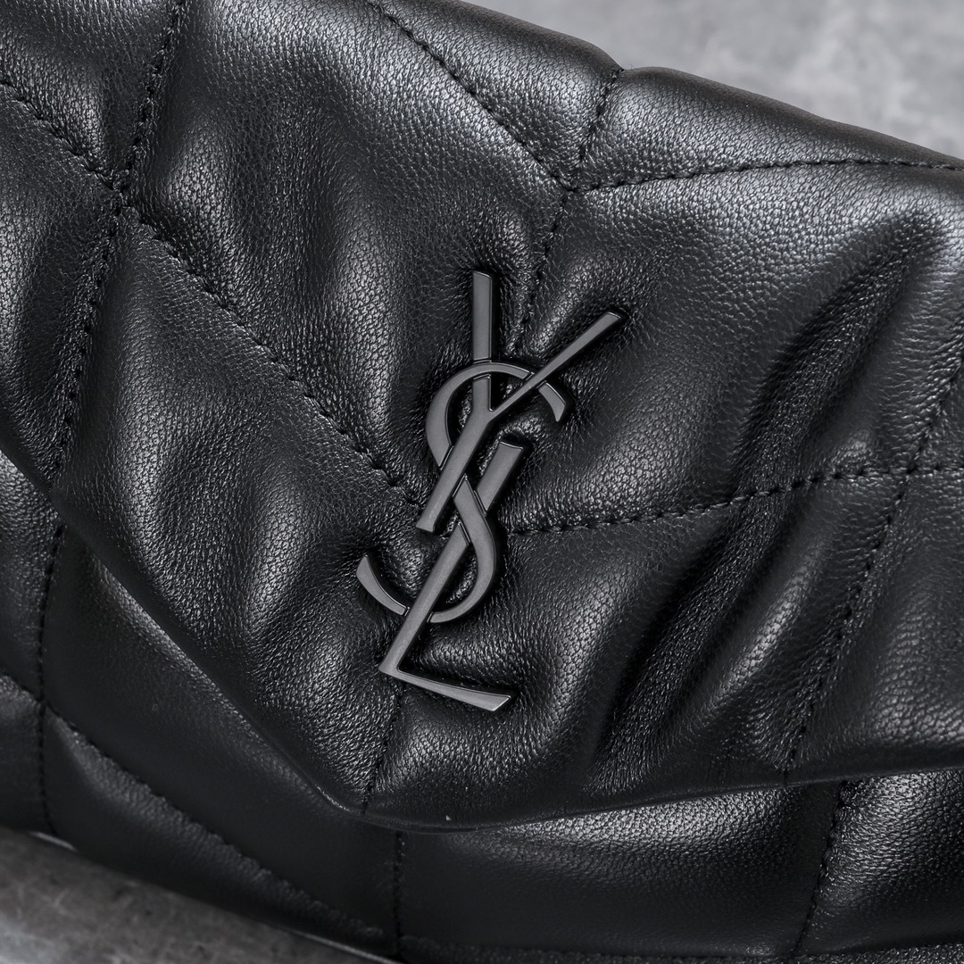 yves saint laurent black quilted shoulder bag 23×15.5×8.5cm - Image 6