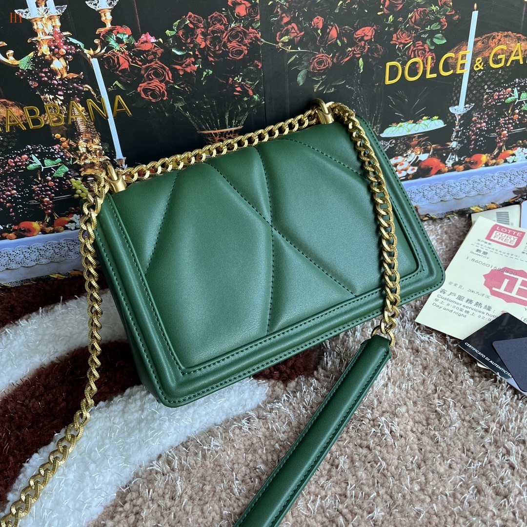 dolce & gabbana green quilted bag with heart detail - Image 6