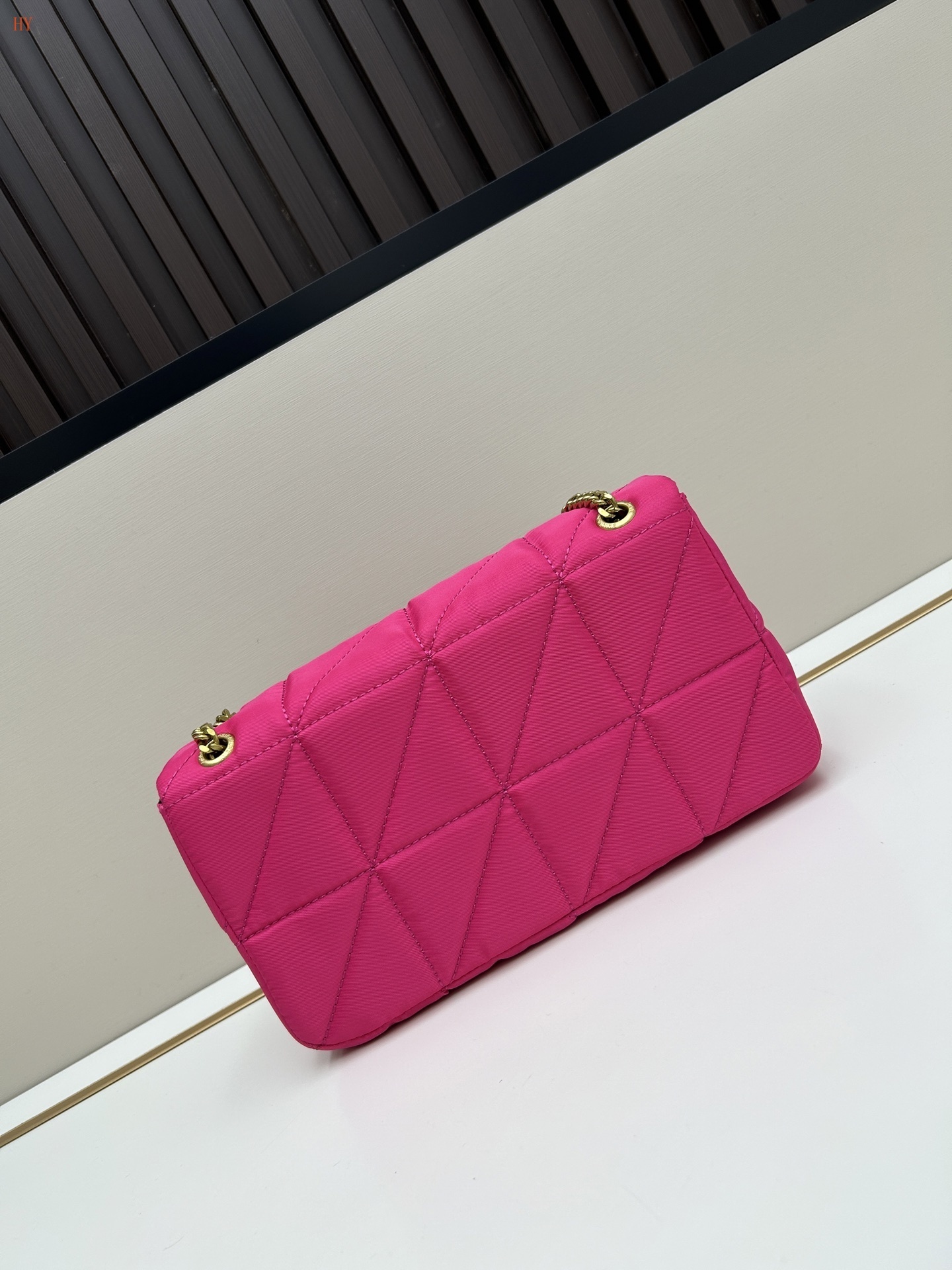 yves saint laurent pink quilted wallet on chain - 25*14*6 cm - Image 6