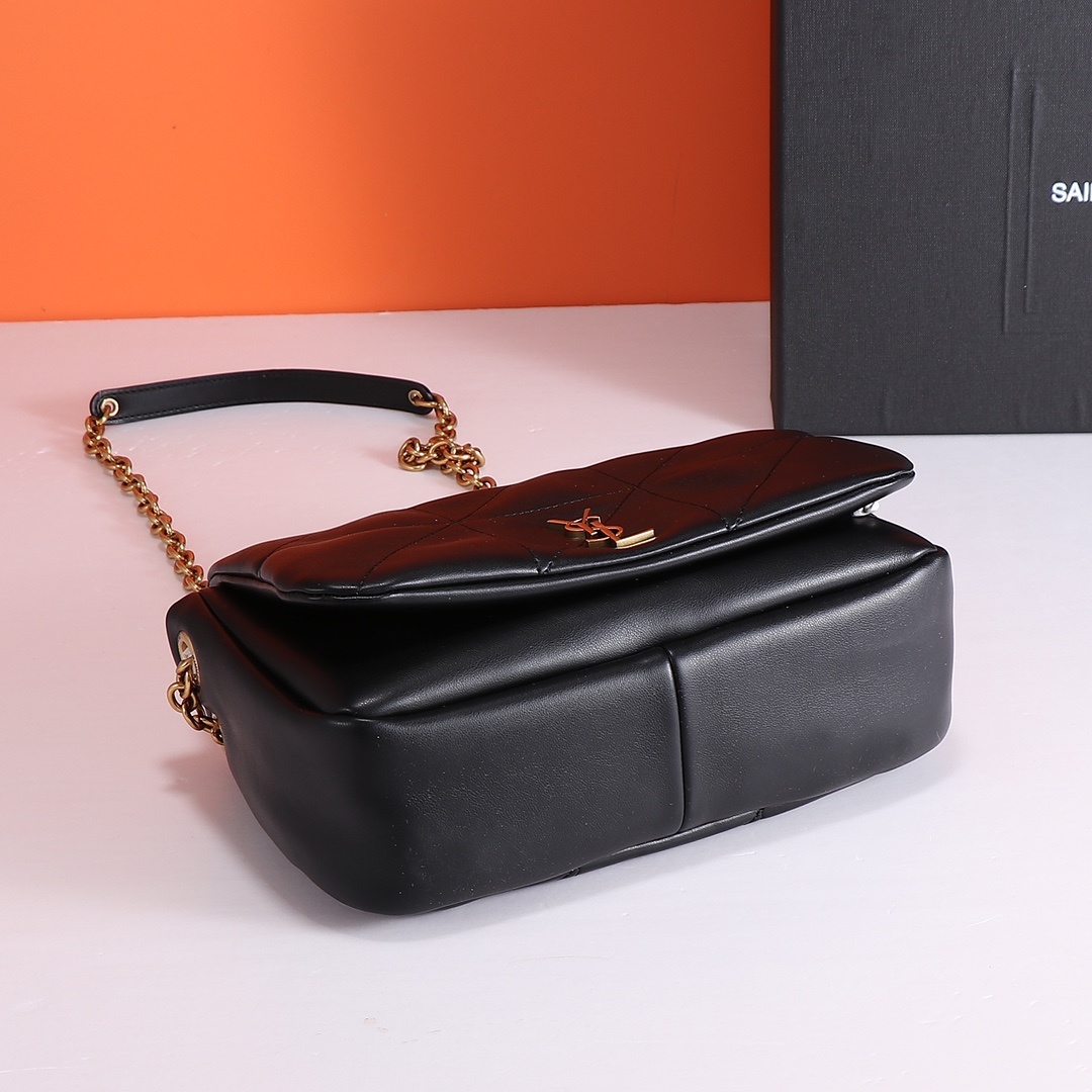 yves saint laurent black quilted bag - 9.8 x 6.3 x 2.8 in - Image 6
