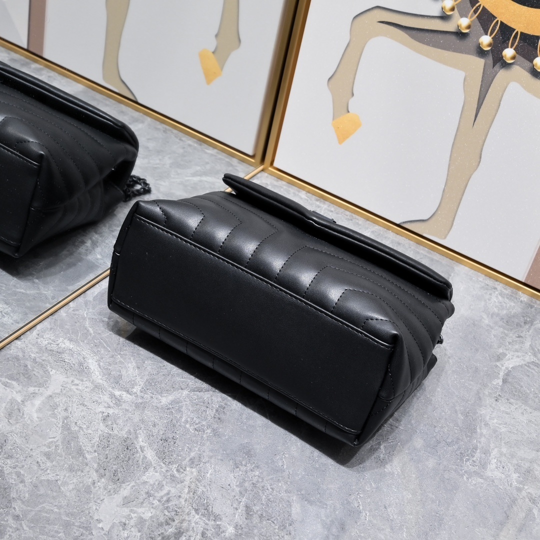 yves saint laurent 24cm black chevron bag - Image 6