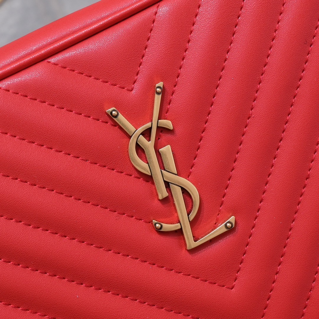 yves saint laurent red chevron crossbody bag, 23x16x6cm - Image 6