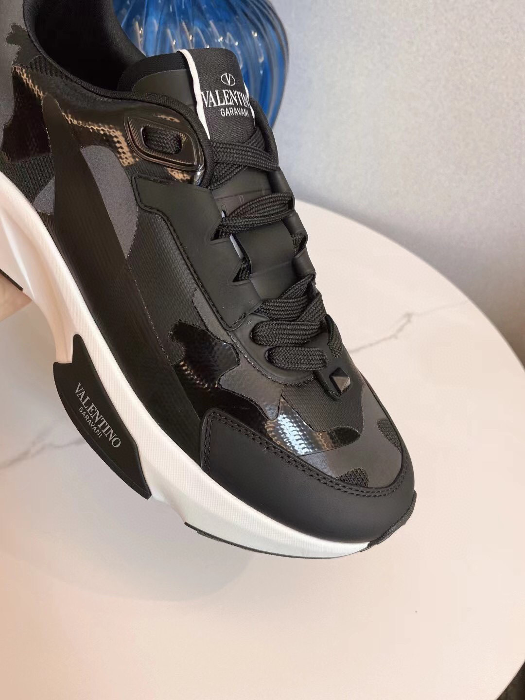 valentino unisex sneakers - size 35-44 - Image 6