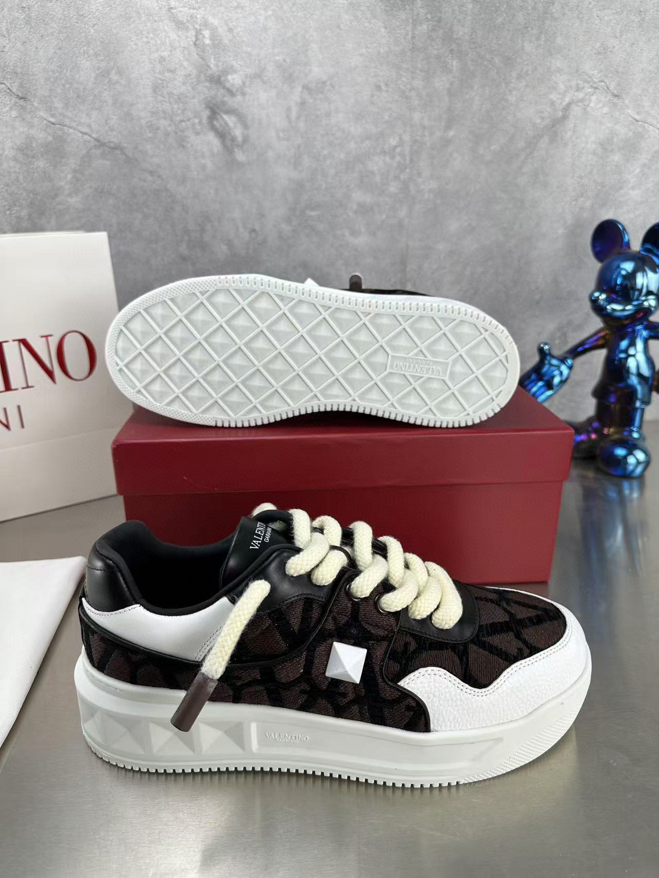 valentino couple sneakers 35/44 8063370 - Image 6