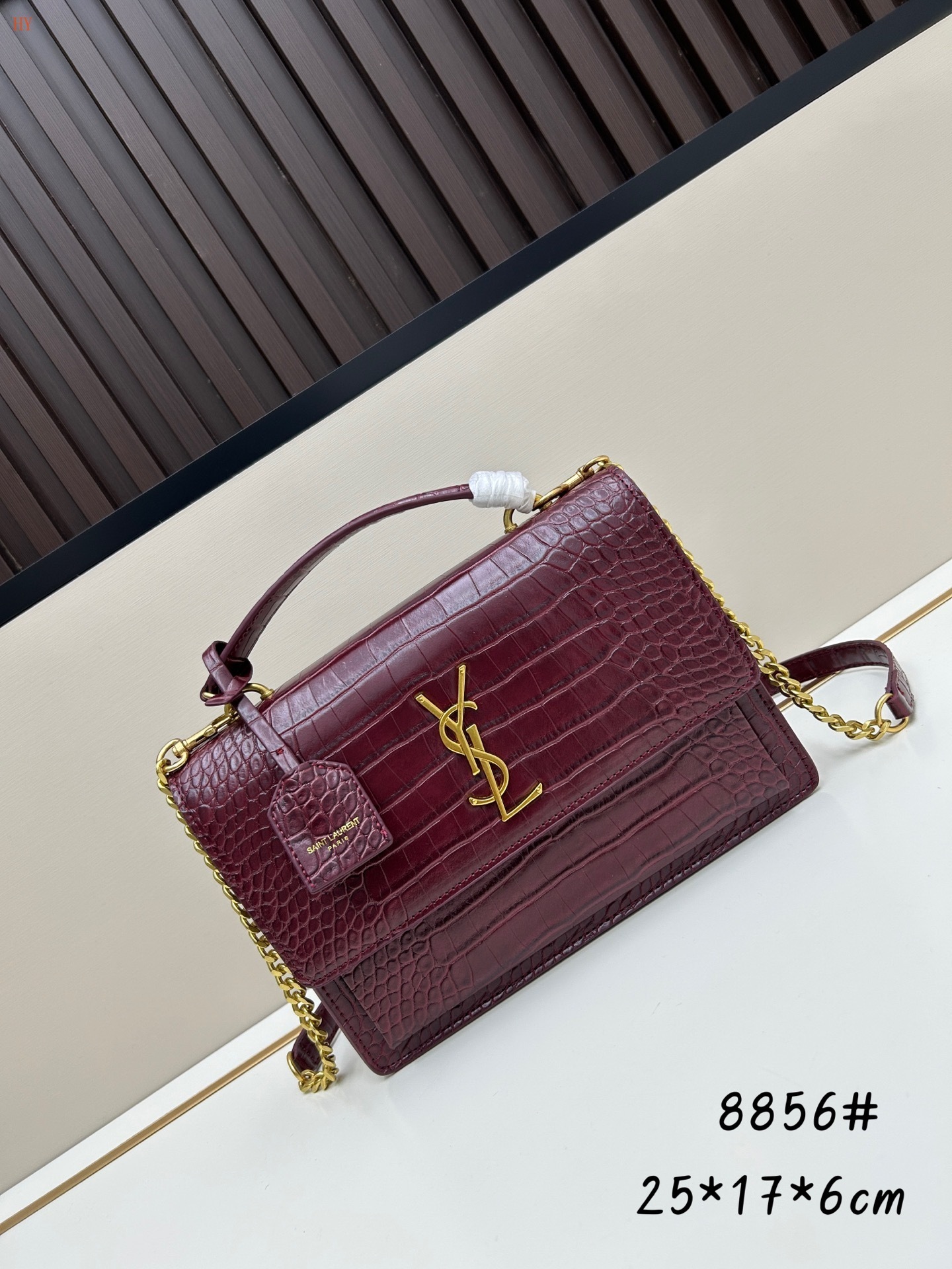 yves saint laurent crocodile pattern bag 25*17*6 cm
