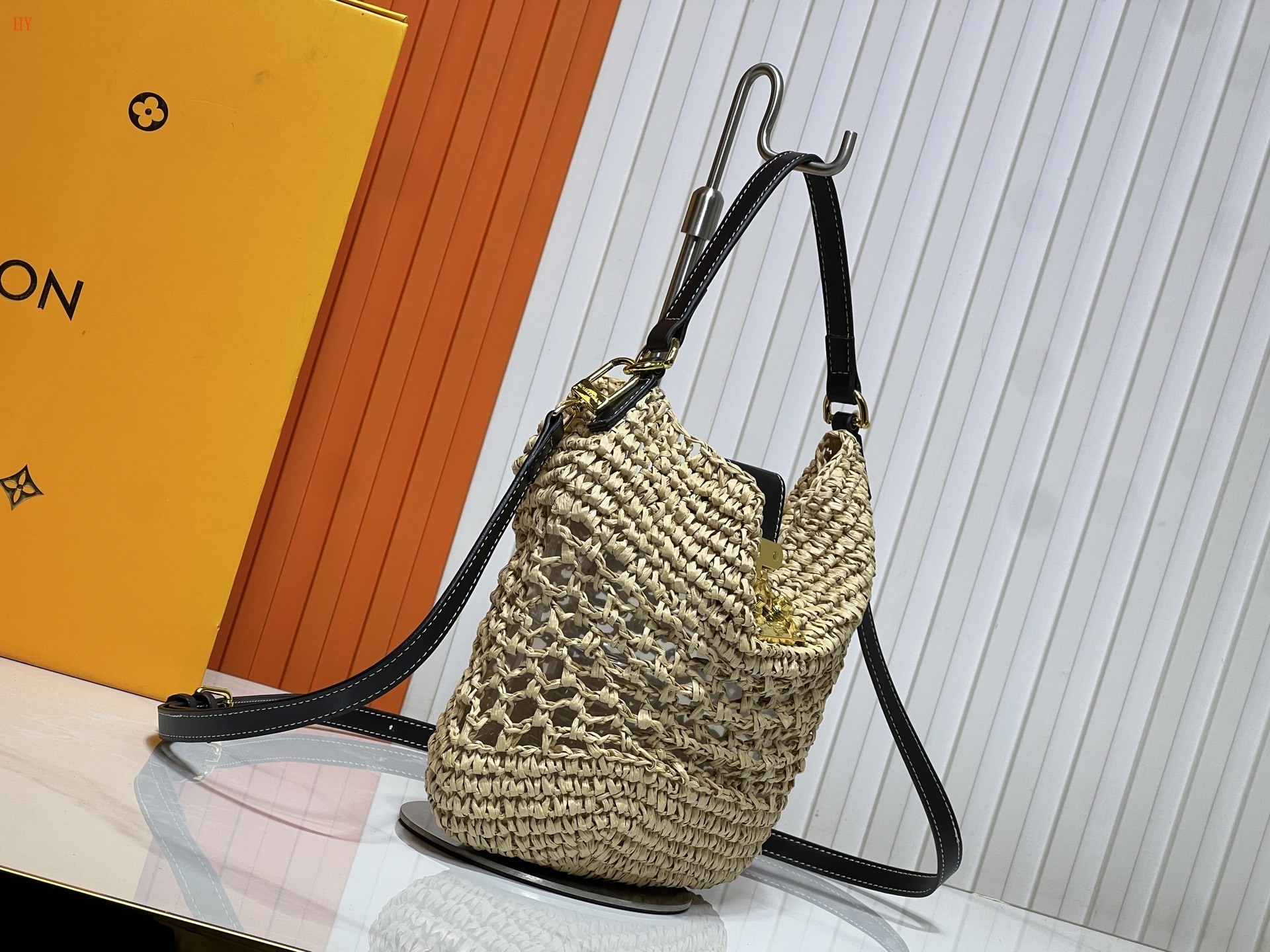 louis vuitton woven bag 19*16*12 - sku: 118091 - Image 7