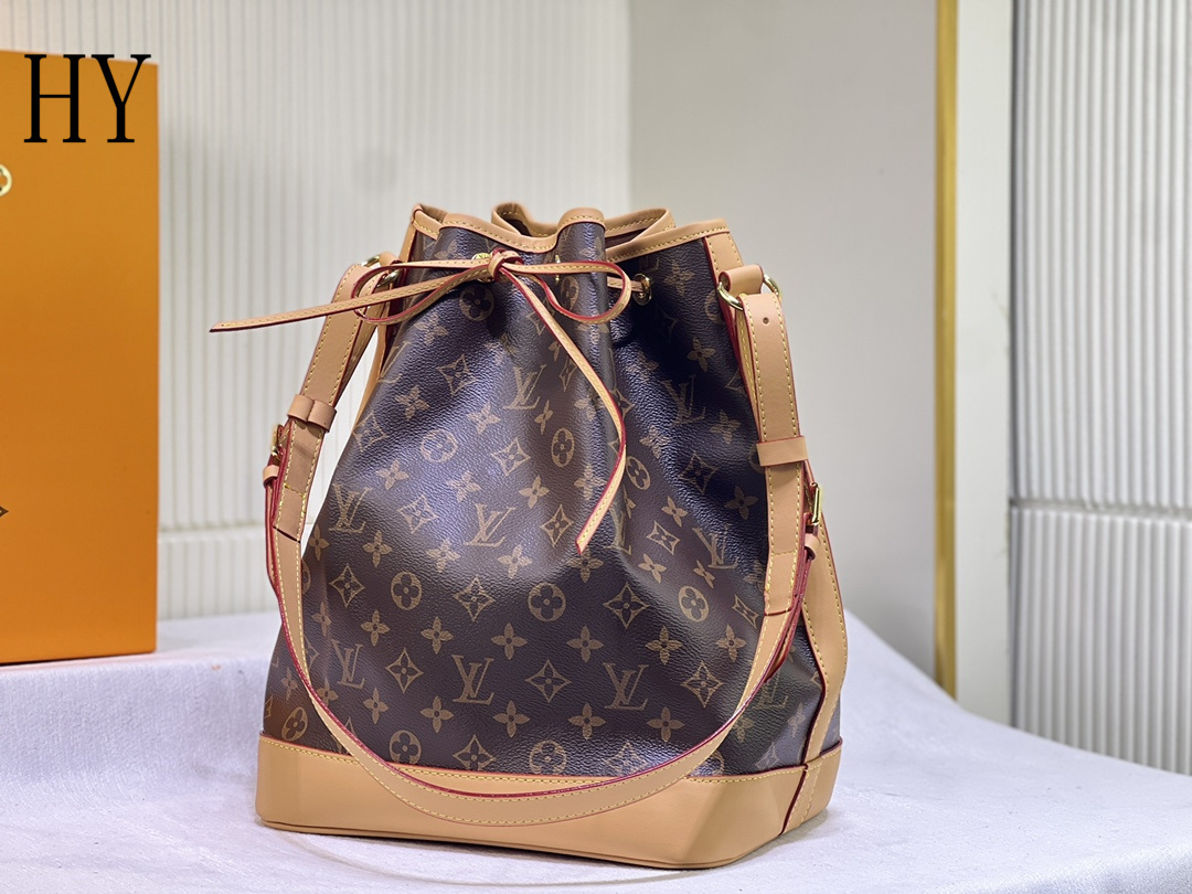 louis vuitton bucket bag - 35x26x20 cm - Image 7