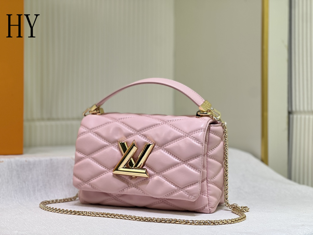 louis vuitton pink quilted handbag - 23x16x10 cm - Image 7
