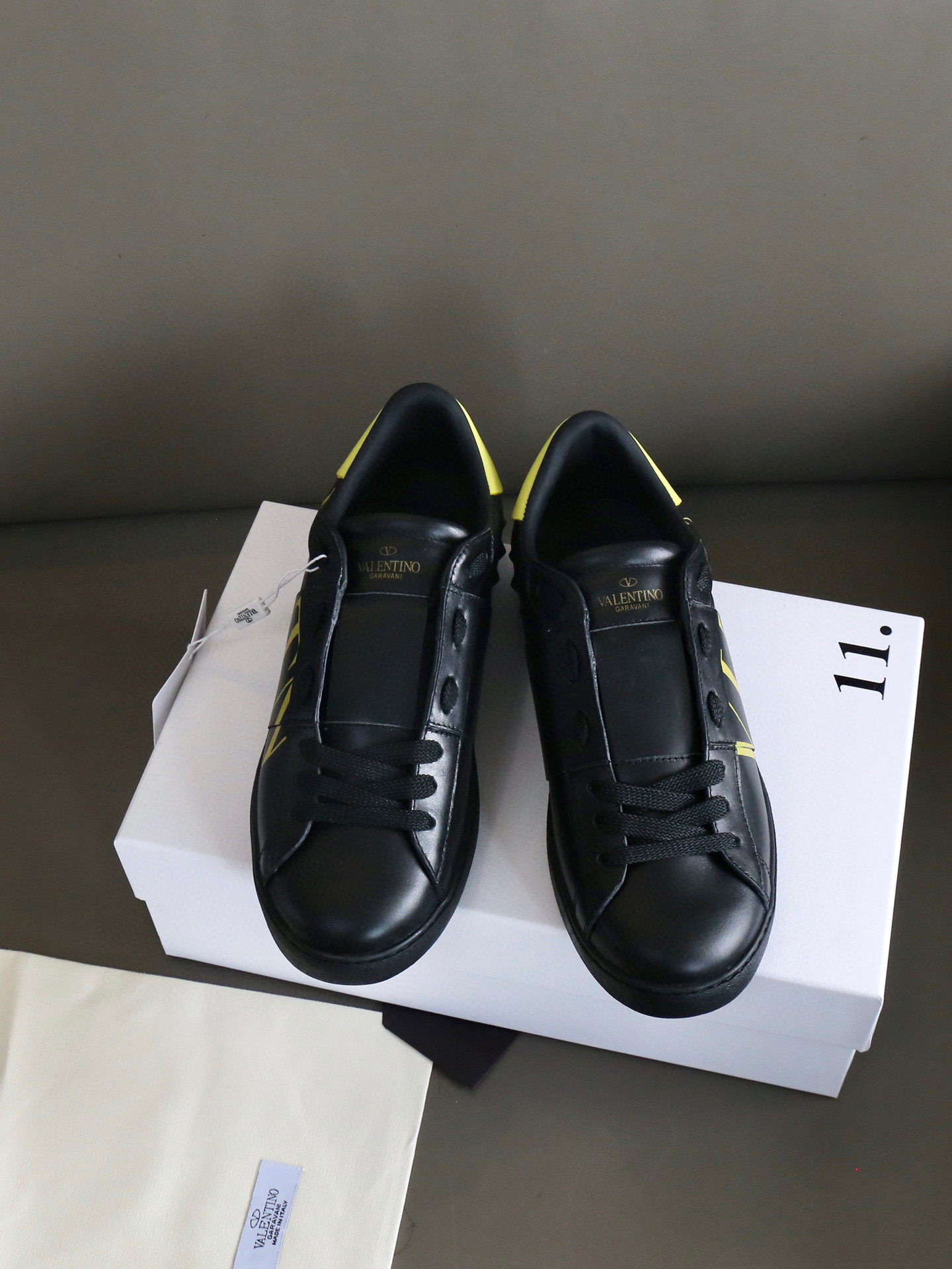 valentino vltn black sneakers - unisex sizes 35-44 - Image 7