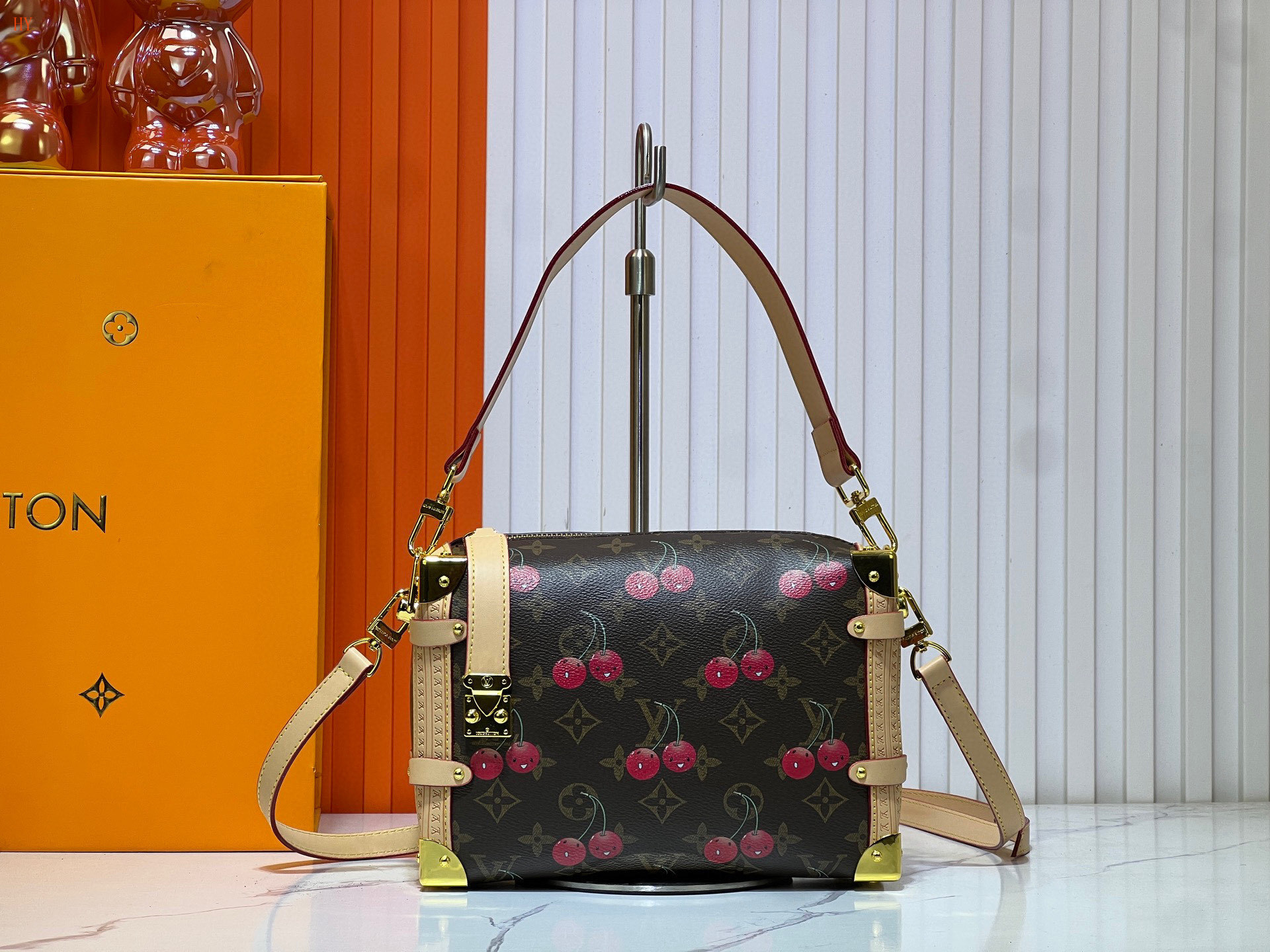 louis vuitton cherry monogram bag 21*14*6