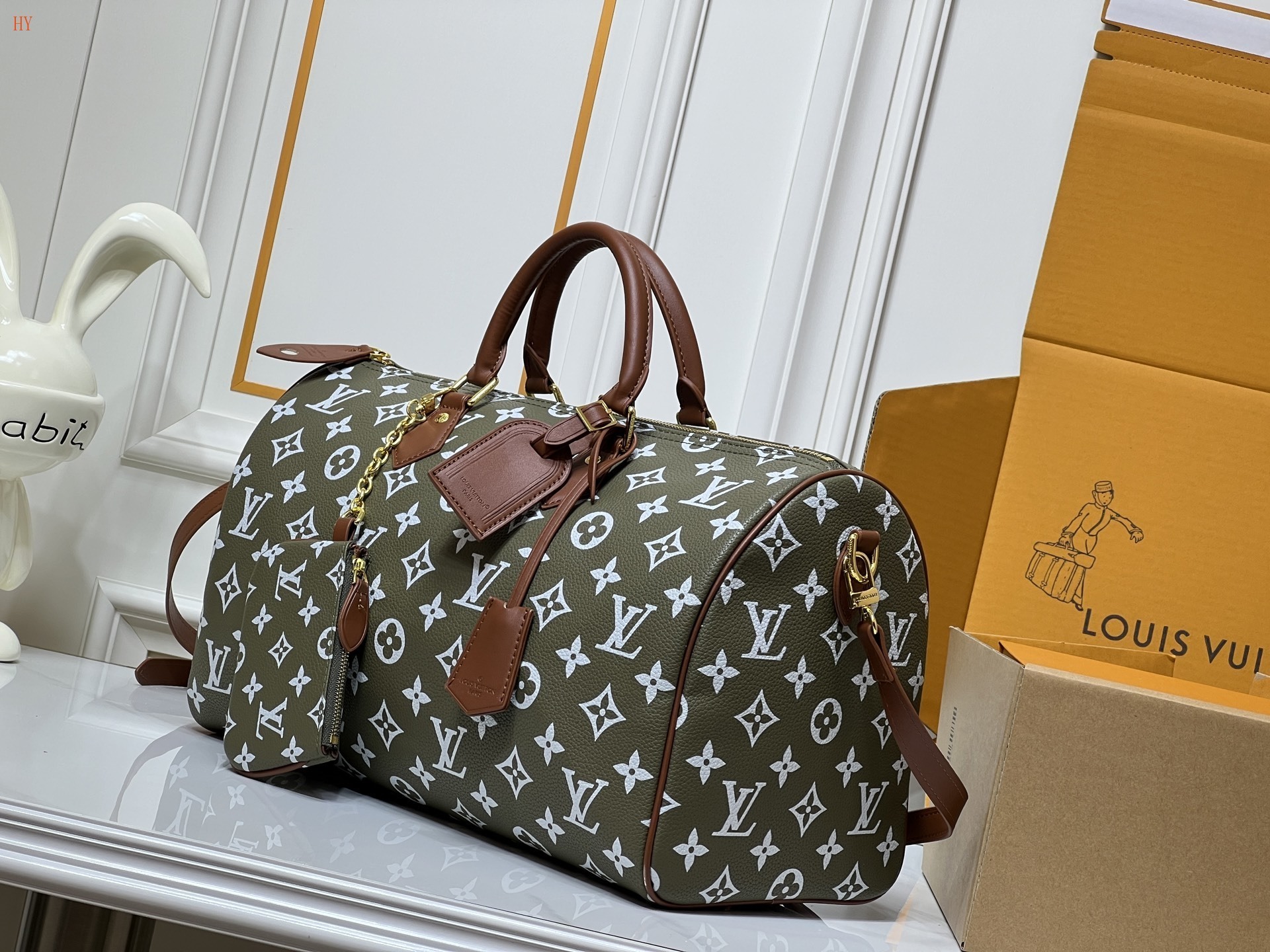 louis vuitton 40*26*23 monogram canvas bag - Image 7