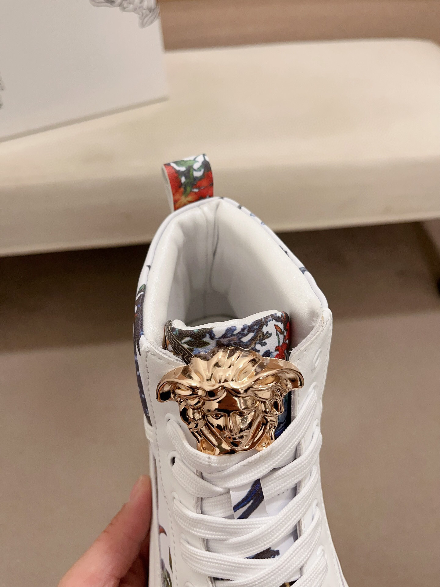 versace high-top sneakers 38-44 with floral design - Image 7