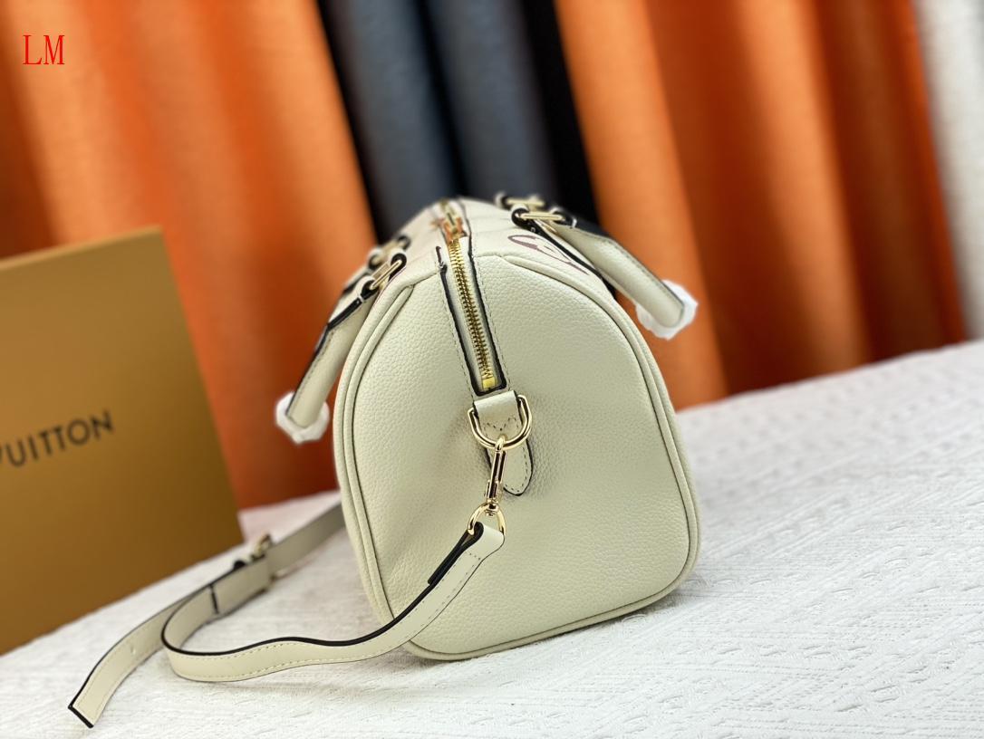 louis vuitton monogram canvas handbag 24x19x15 cm - Image 7