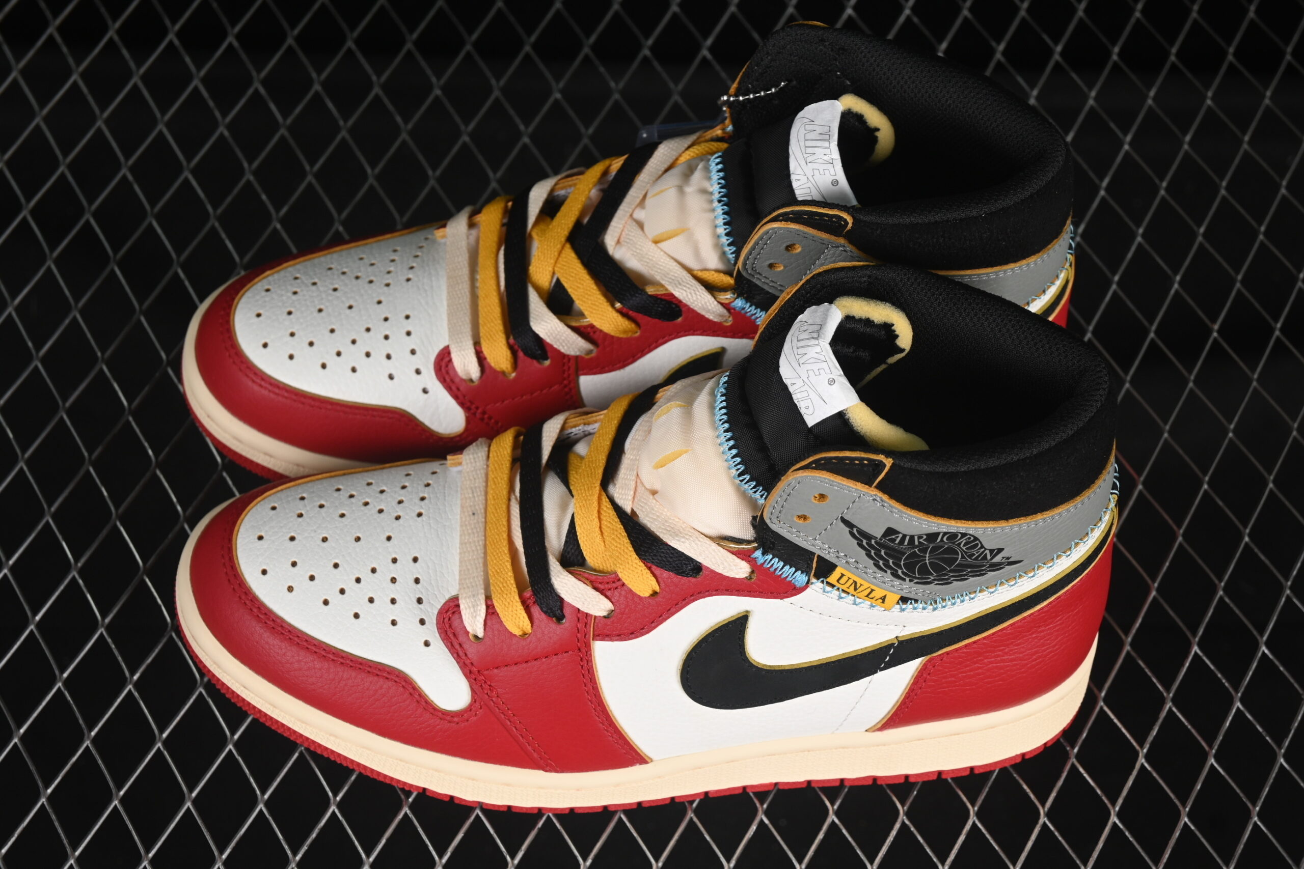union x air jordan 1 retro high aj1 hv8563-600 - Image 3