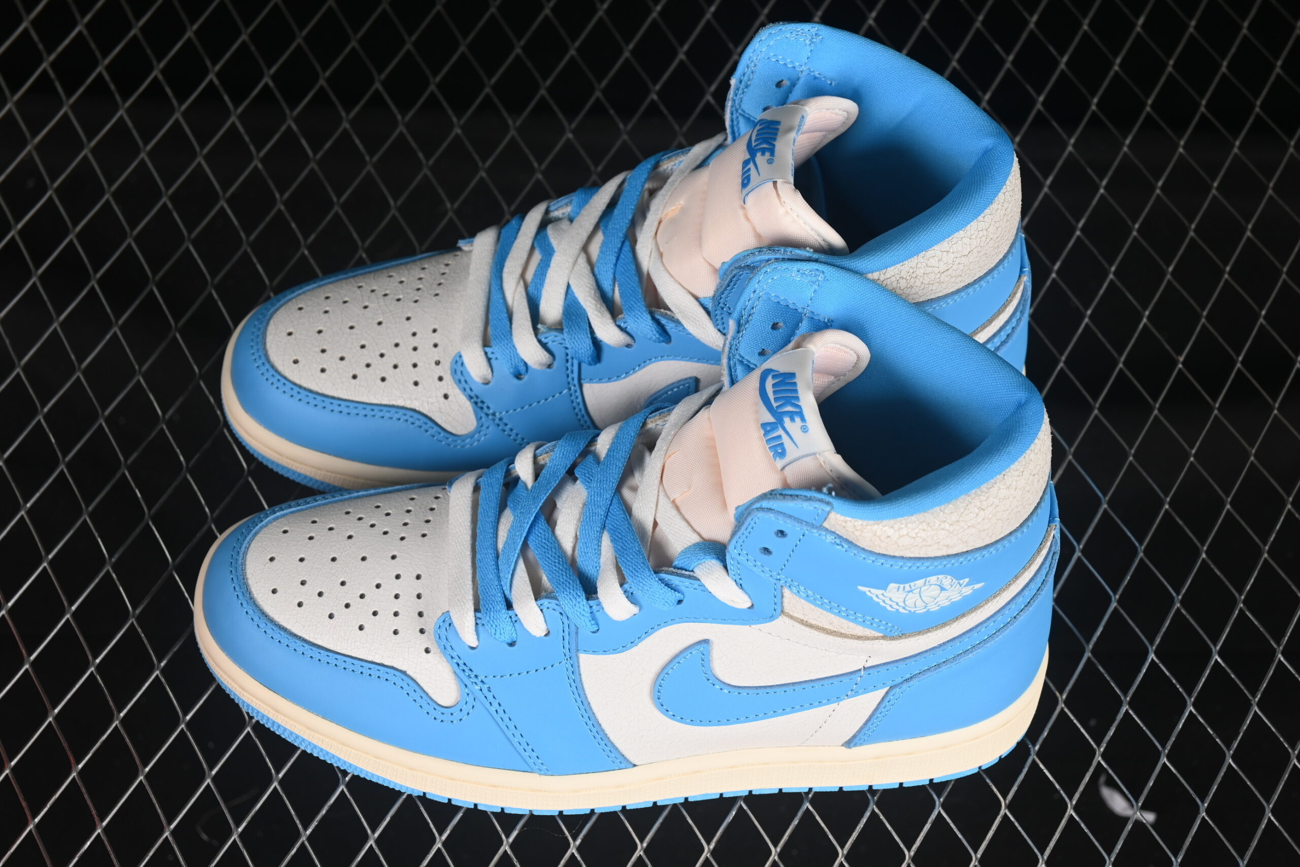air jordan 1 high og 'unc reimagined' dz5485-402 - Image 7