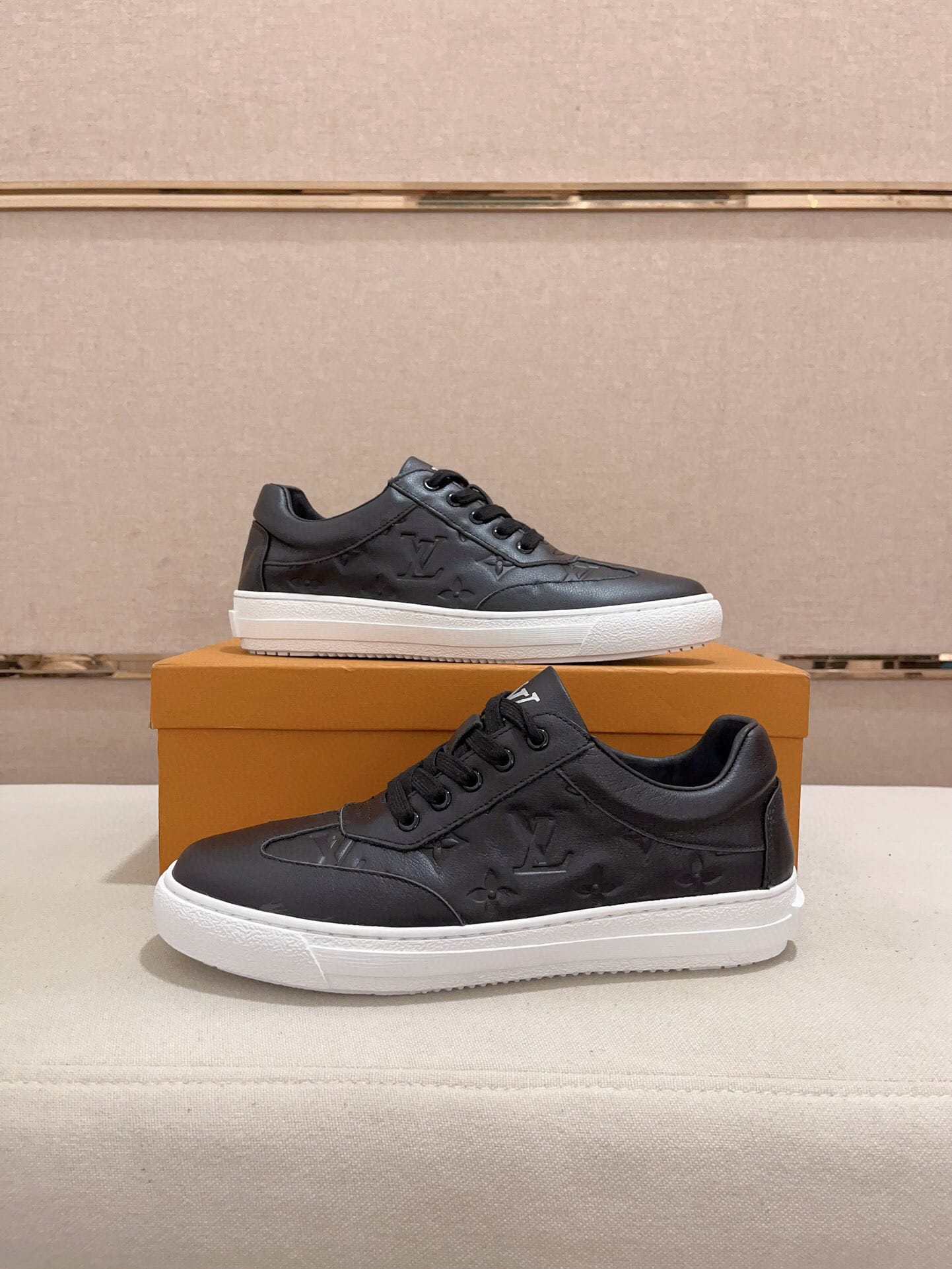 louis vuitton casual shoes in black, size 38-44 - Image 7