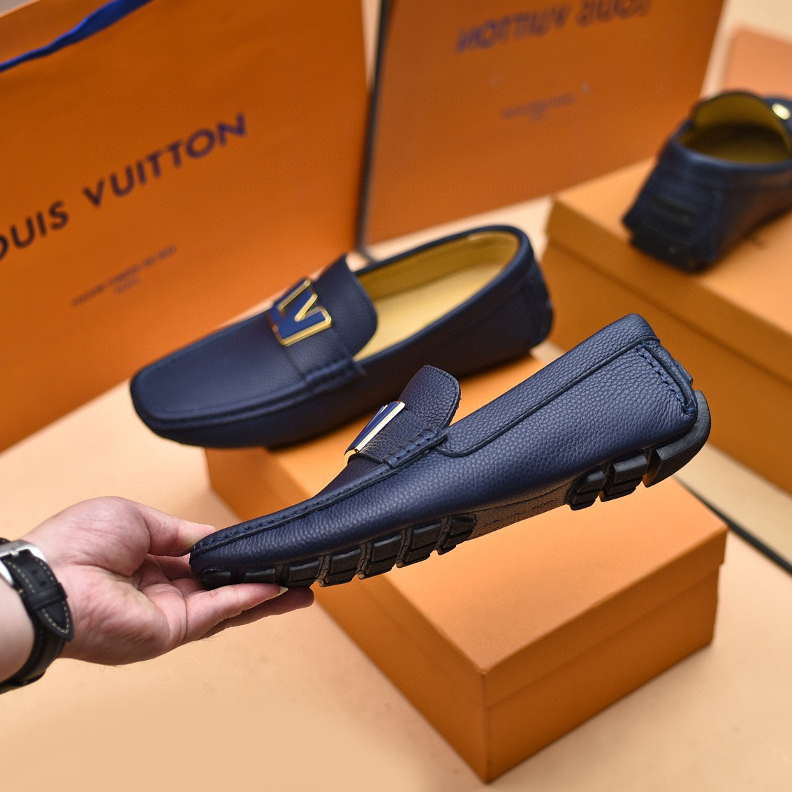 louis vuitton slip-on shoes size 38-44 - Image 7