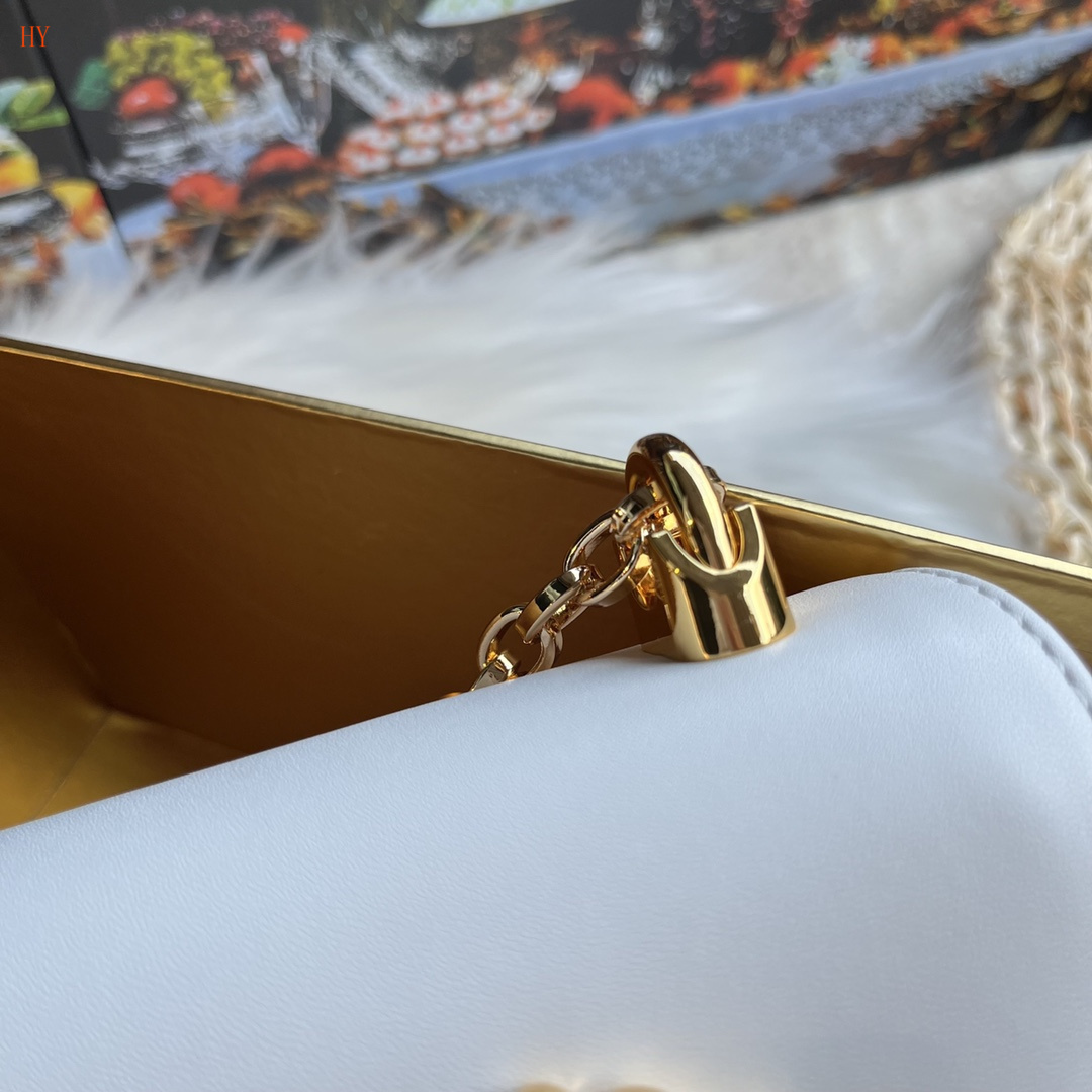 dolce & gabbana dg logo white shoulder bag - Image 7