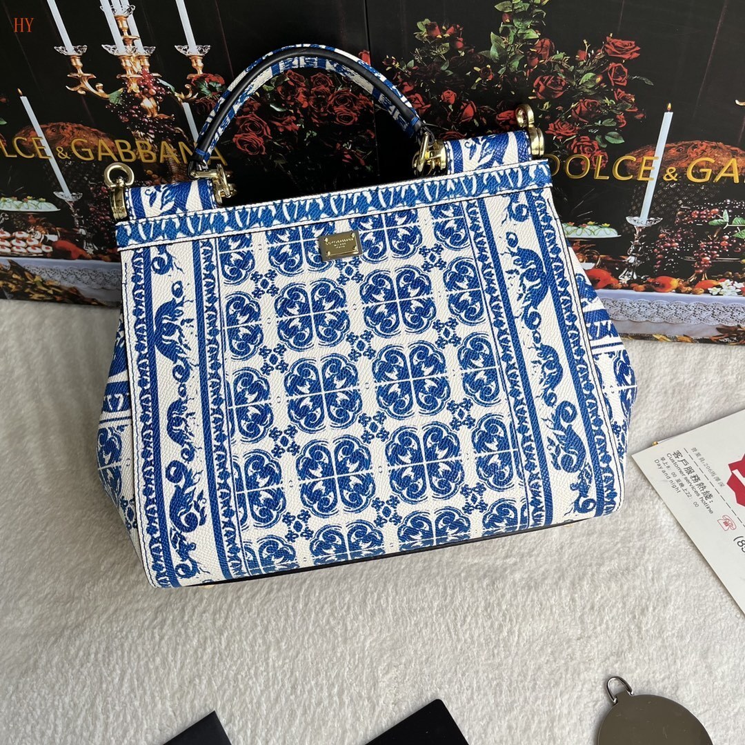 dolce & gabbana blue and white printed handbag 25*20*12.5 cm - Image 7