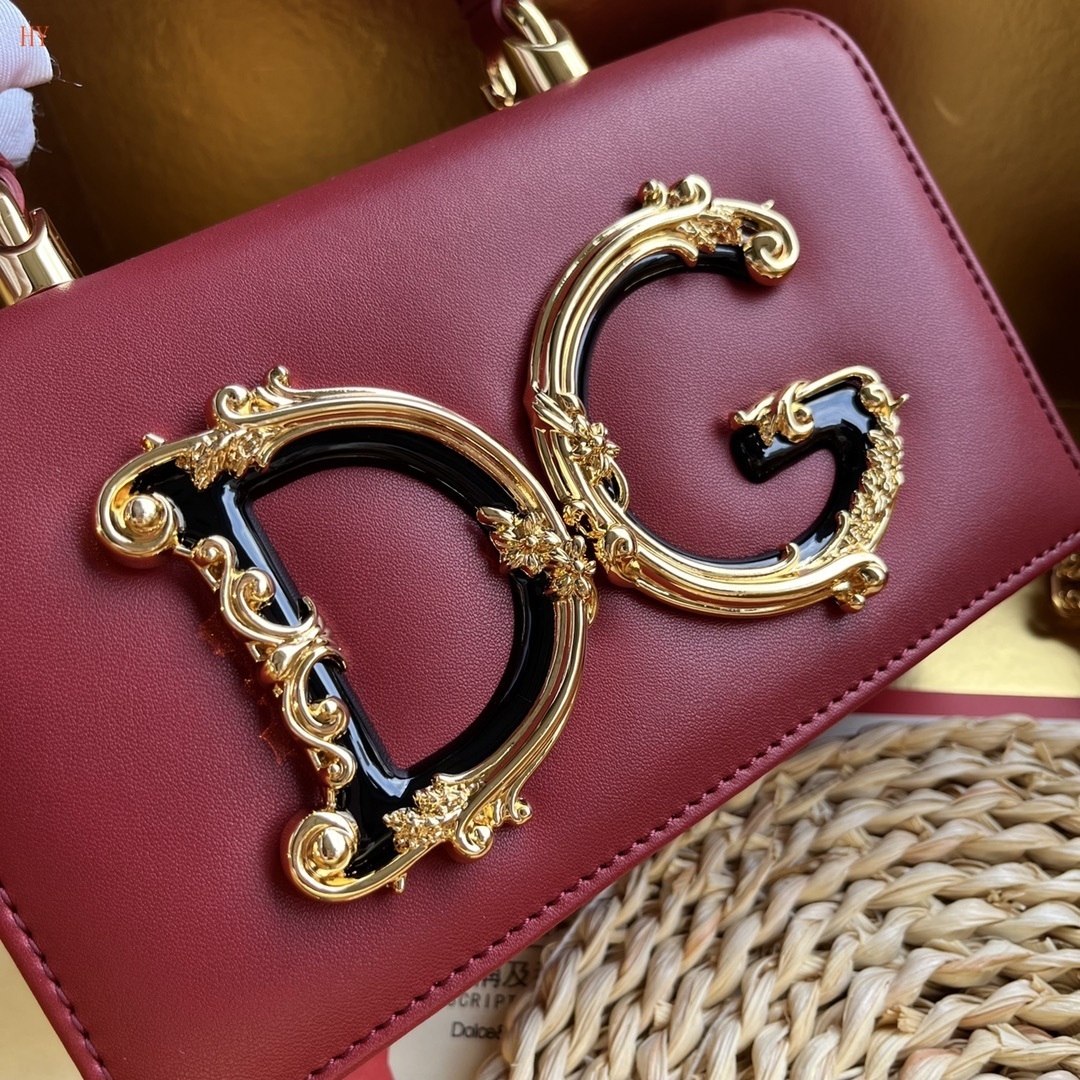 dolce & gabbana dg logo red handbag 18x10x5 - Image 7