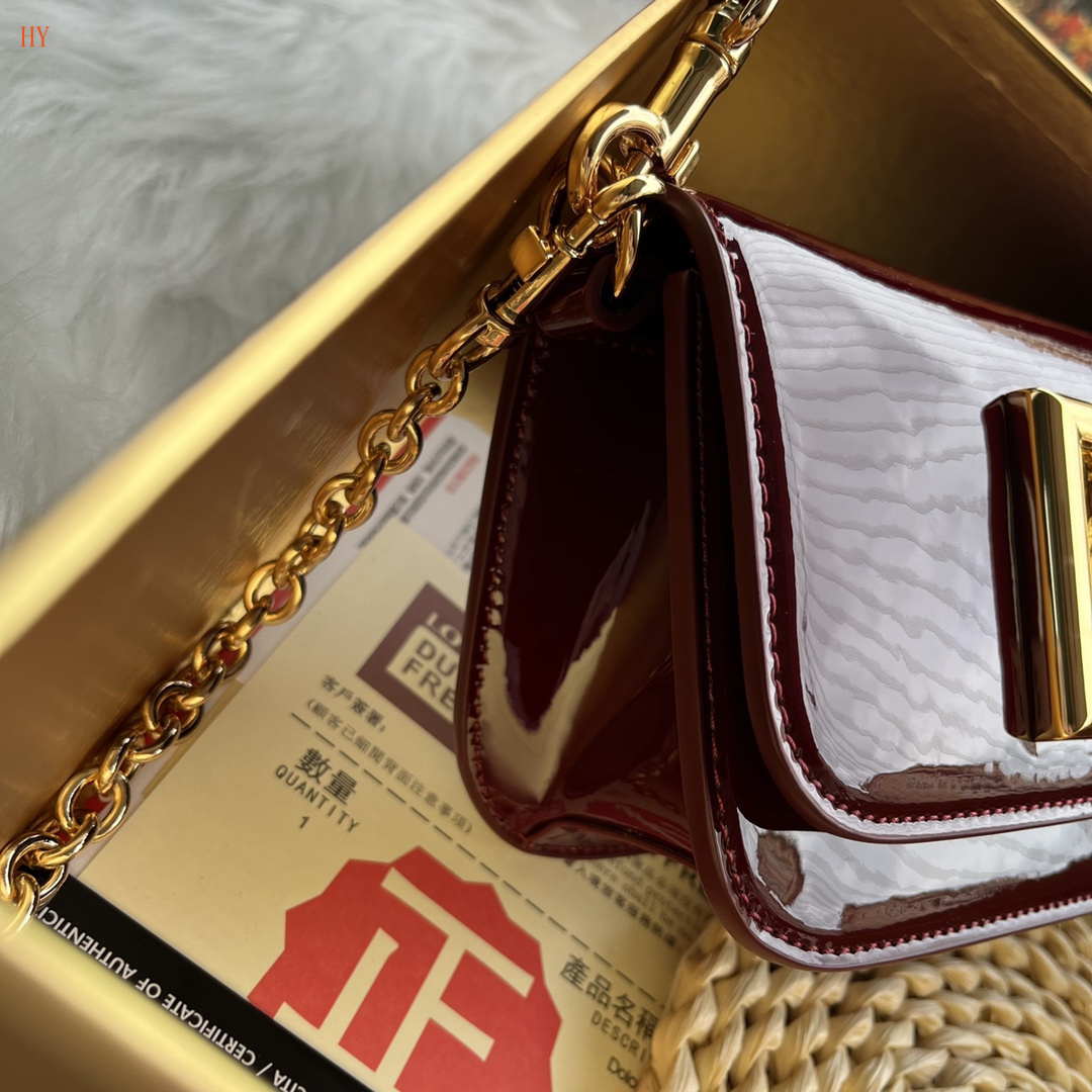 dolce & gabbana 532054 patent leather handbag - 19*11*5 cm - Image 7