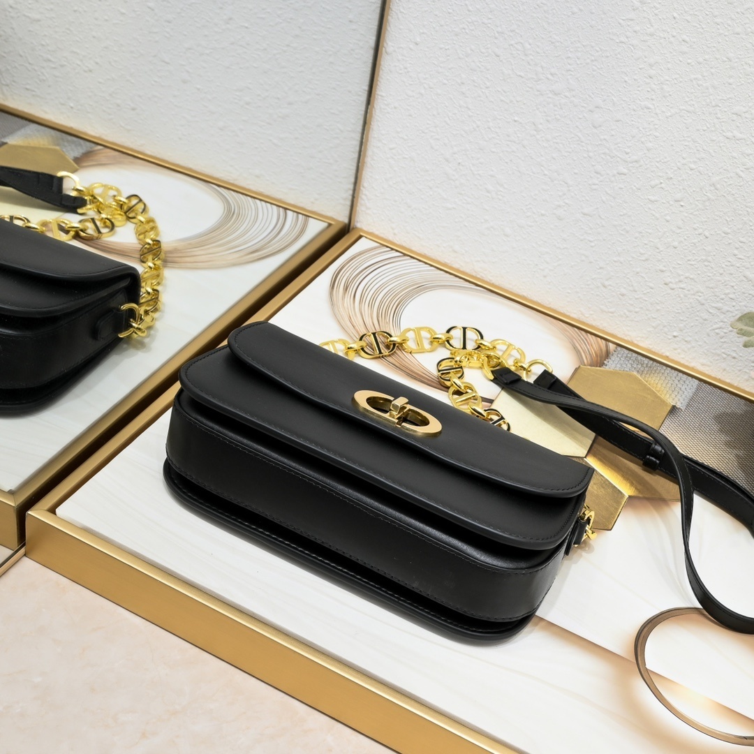 dior black leather crossbody bag - 22x13x6.5 cm - Image 7