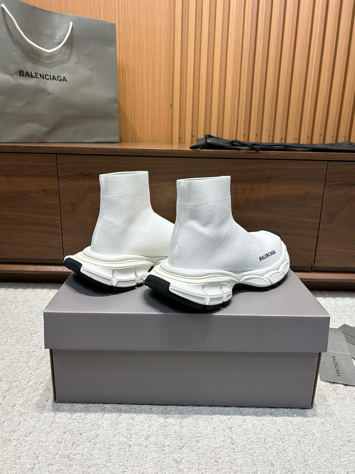 balenciaga couples' sneakers, size 35-44, white - Image 7