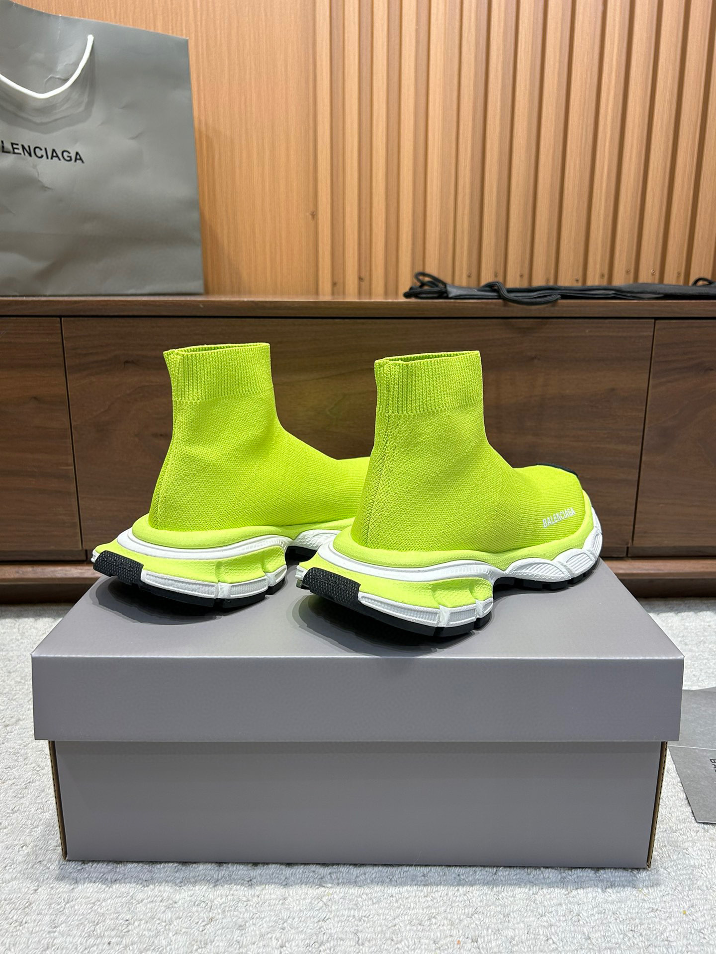 balenciaga unisex neon green sock sneakers, size 35-46 - Image 7