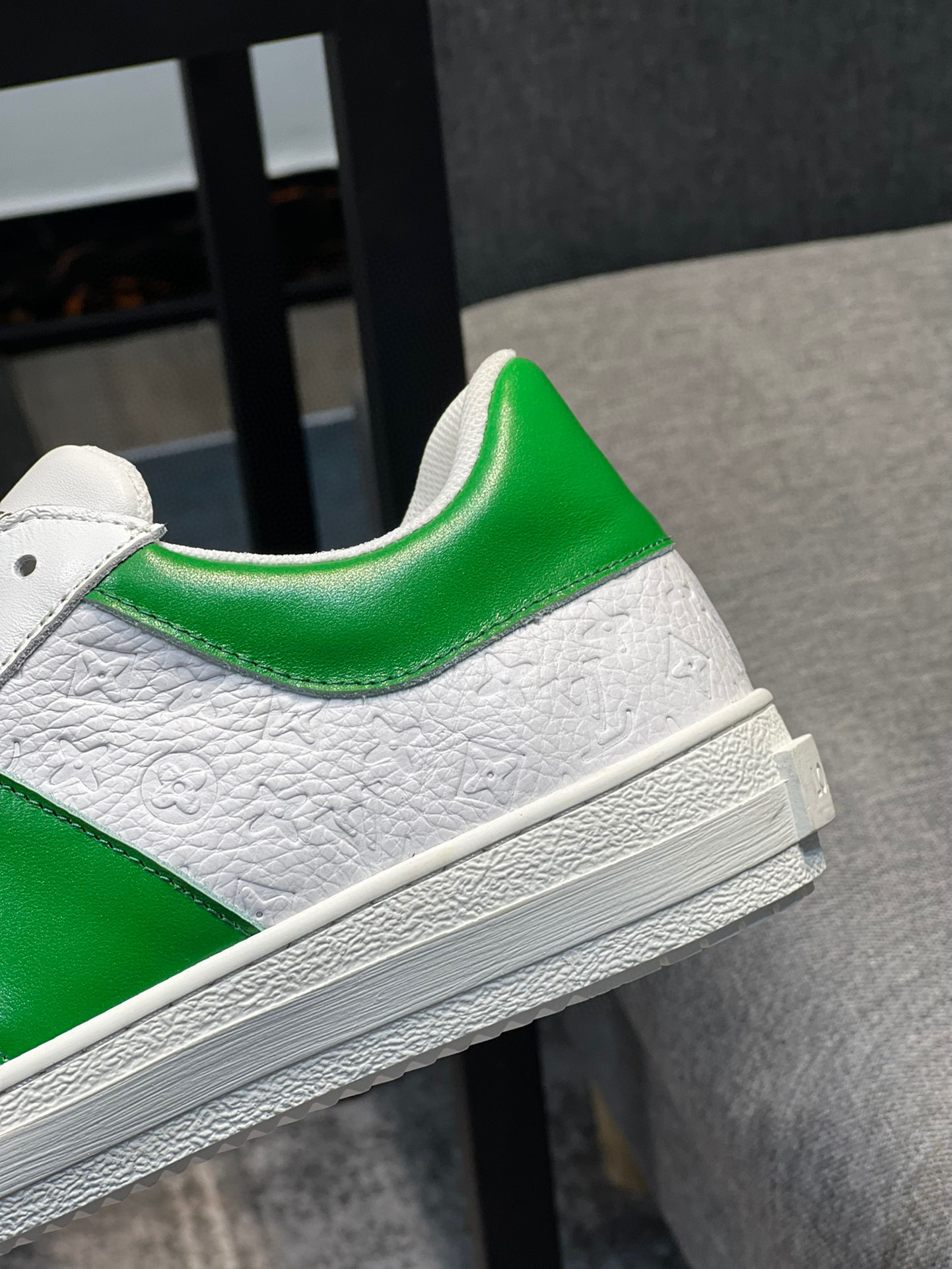 louis vuitton l casual shoes 38-44 - Image 7