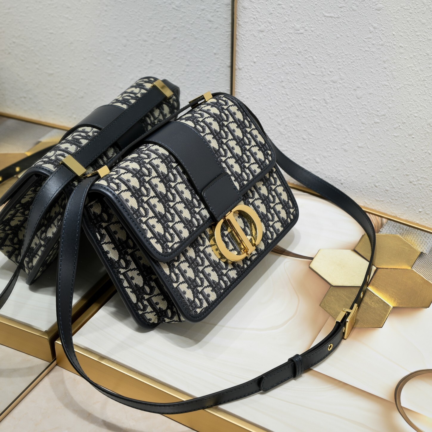 dior classic handbag 24*17*8 cm - elegant design - Image 7