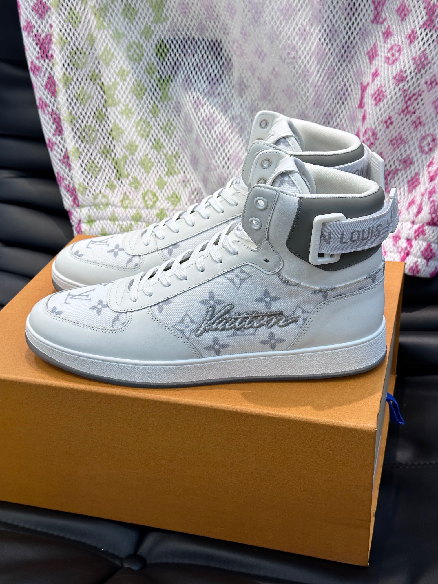 louis vuitton white sneakers size 38-44 - Image 7