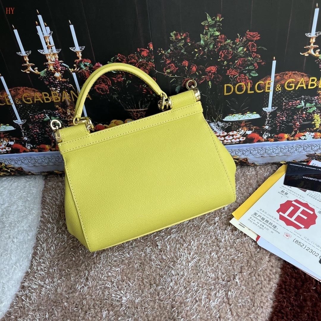 dolce & gabbana yellow handbag 20*17*7 cm - Image 7