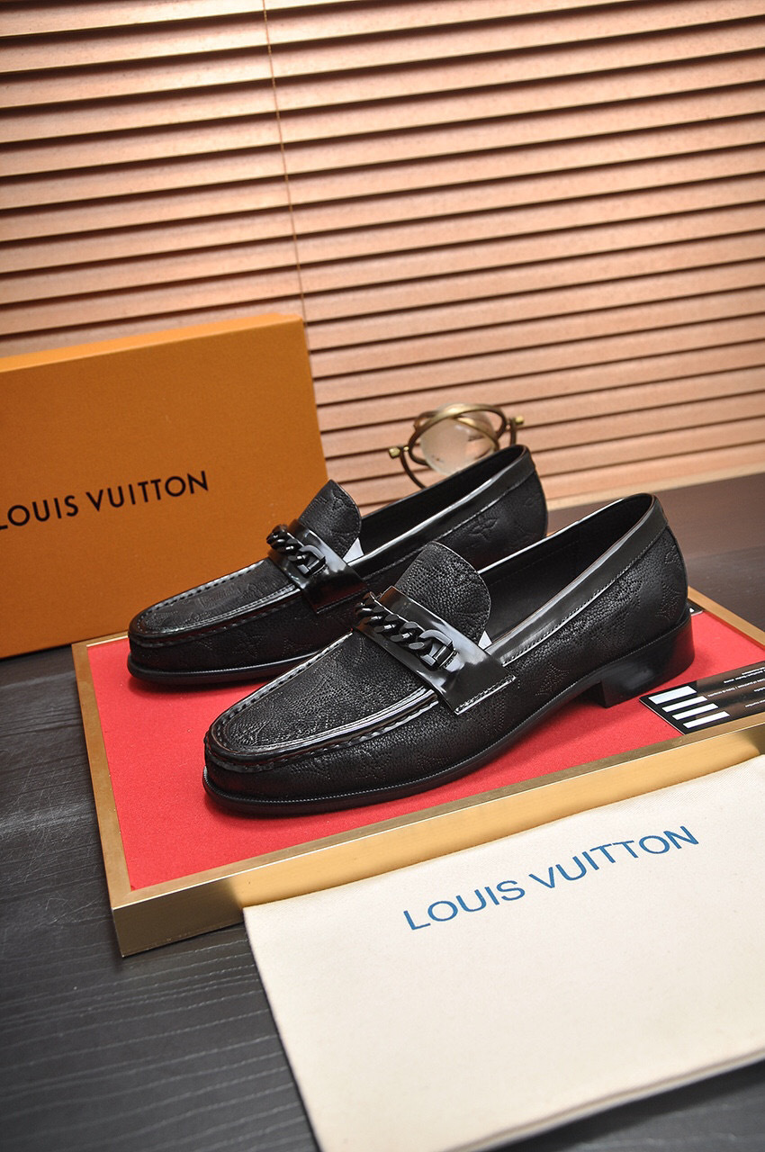 louis vuitton black leather loafers size 38-44 - Image 7