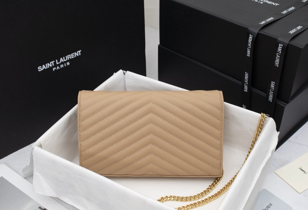 yves saint laurent quilted leather crossbody bag - 22.5x14x4 cm - Image 7